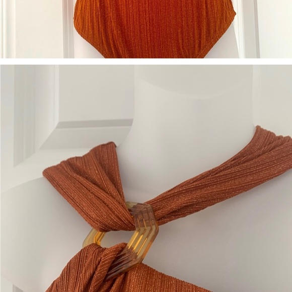 Bathing suit - Picture 2 of 4